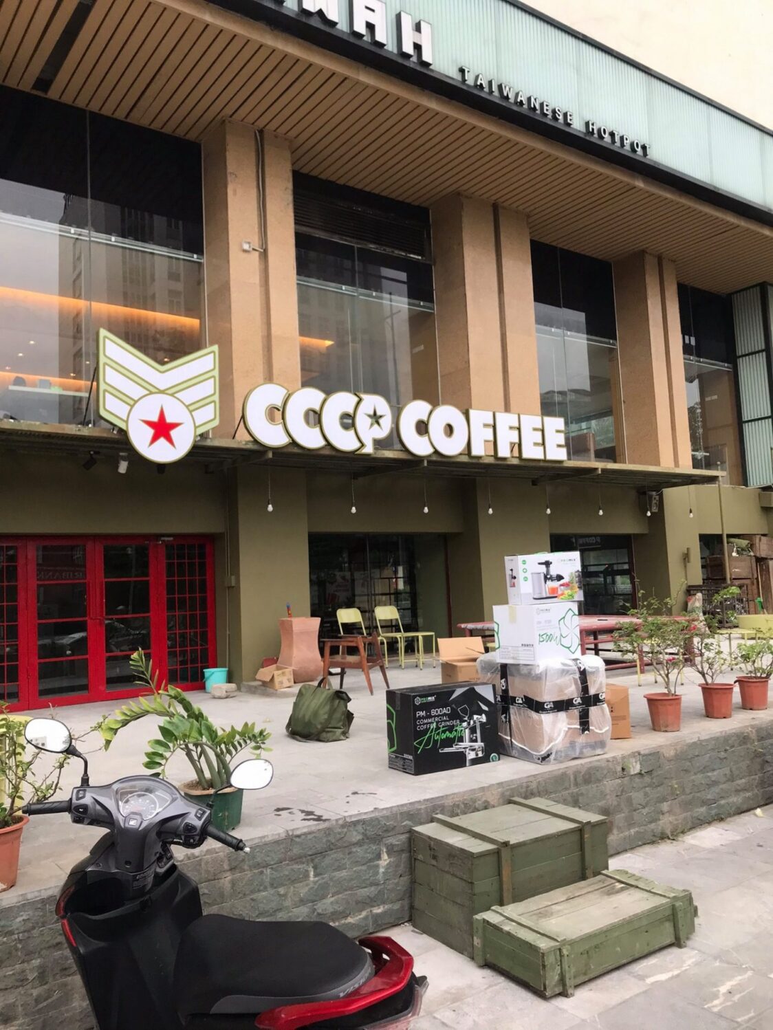 Cung cấp trọn bộ máy móc cho CCCP COFFEE Hà Đông