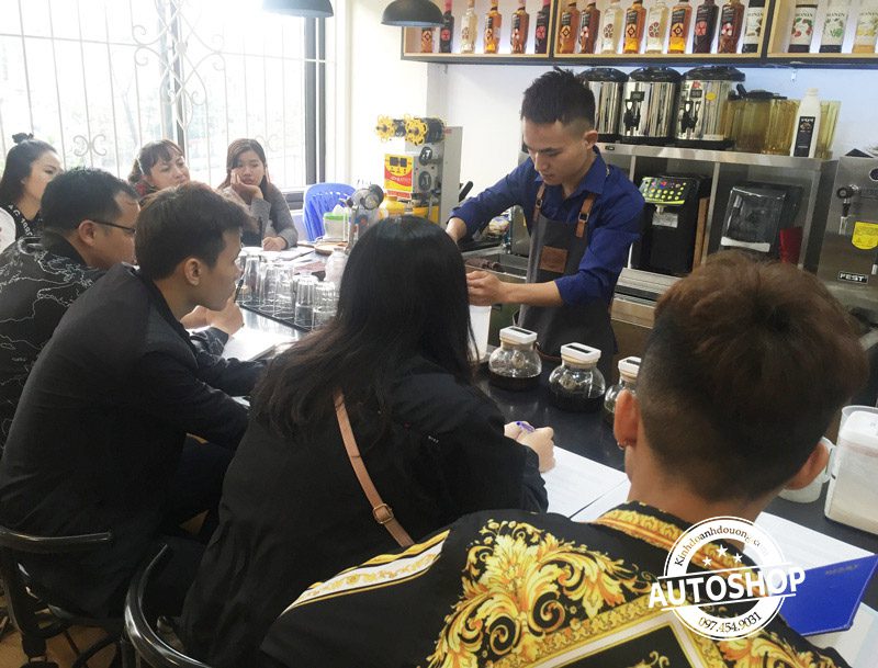 Học pha chế đồ uống tổng hợp
