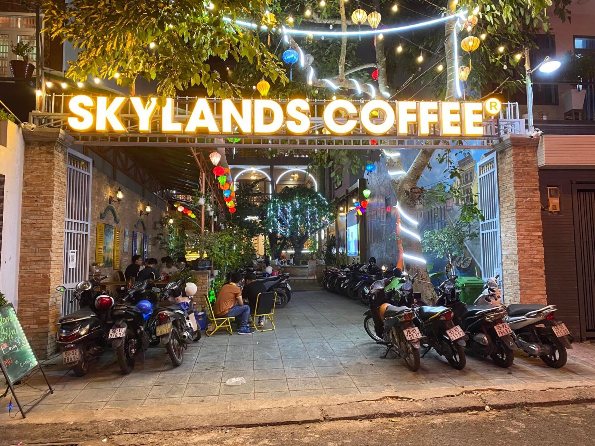 Cung cấp máy móc pha chế cho Skylands Coffee TP Thủ Đức